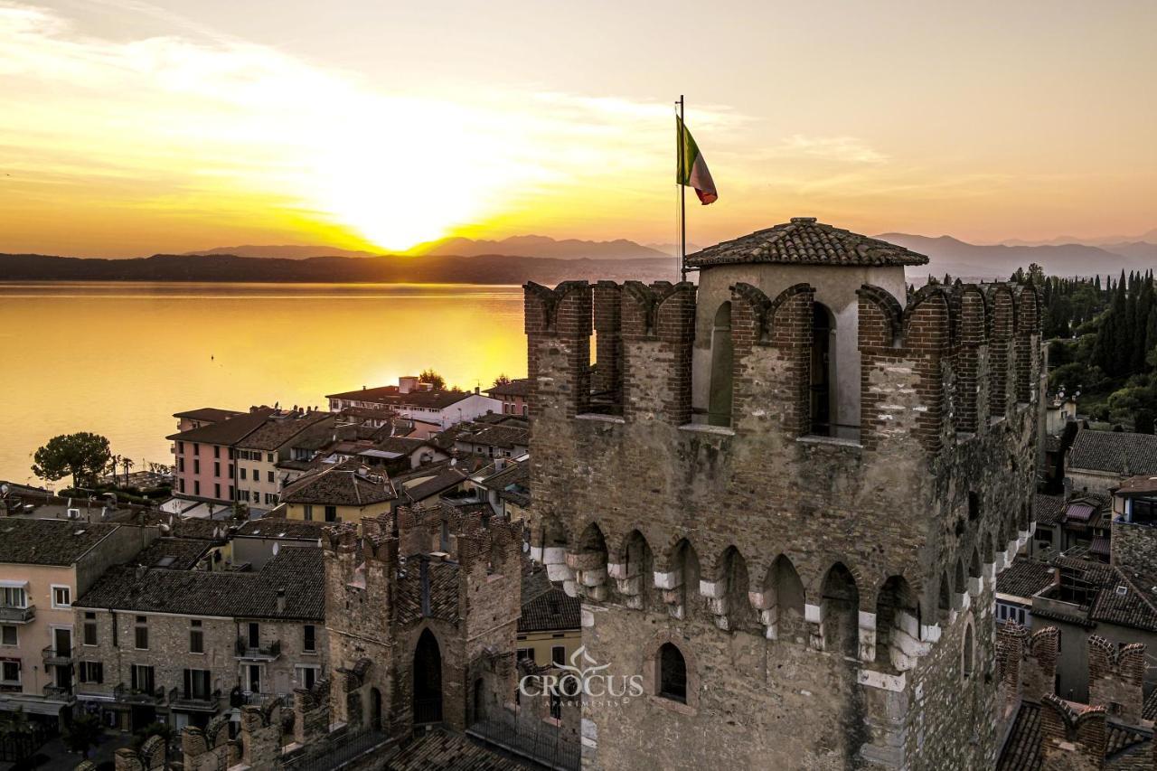 Crocus Apartments Sirmione Exteriör bild